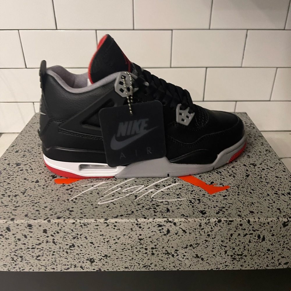 Men’s Jordan Retro 4 Bred Reimagined Size 6.
